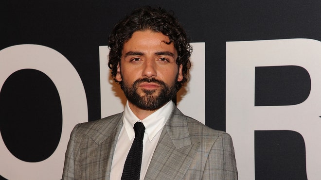OSCAR ISAAC BOURNE LEGACY.jpg